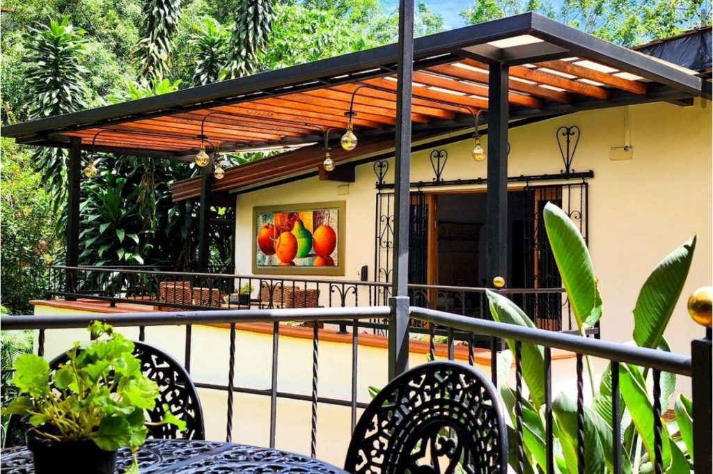 Clean and safe short-term accommodation for medical tourists.