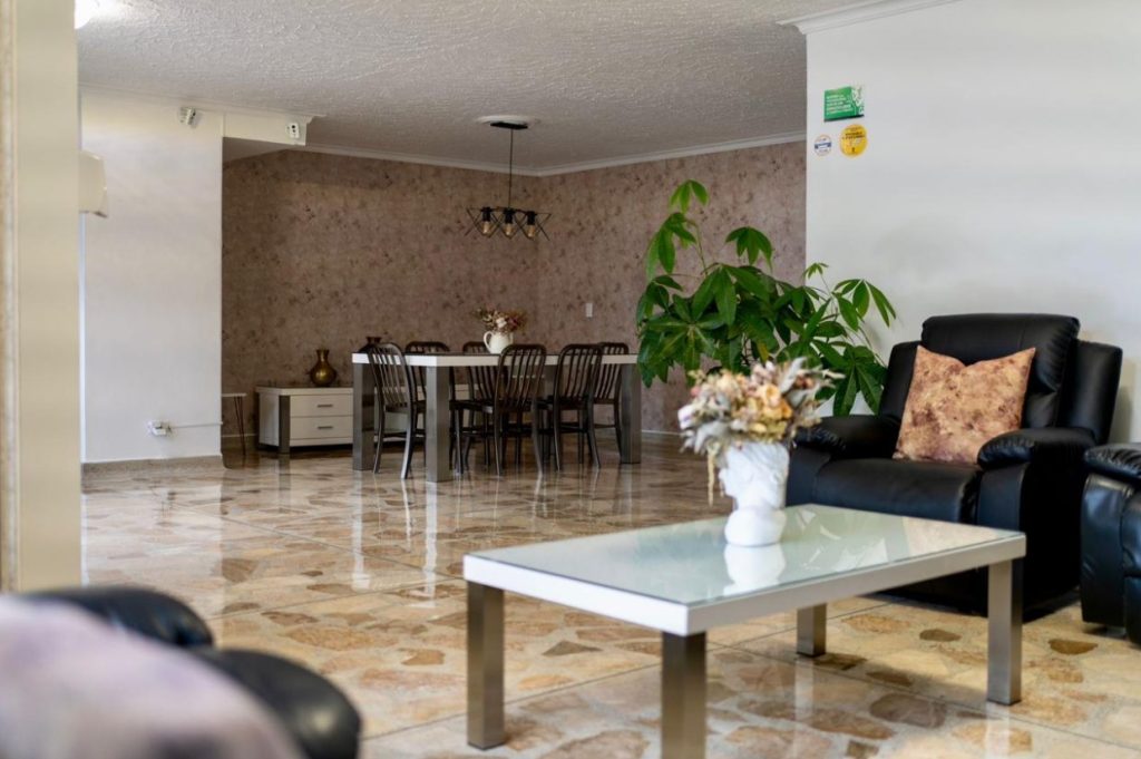 Spacious recovery room for patient and accompanying family member.